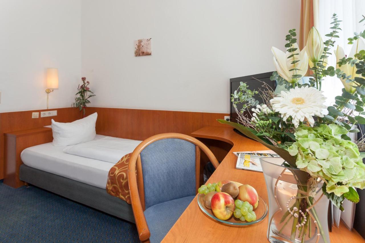 Trip Inn Hotel Schumann Dusseldorf Exterior photo